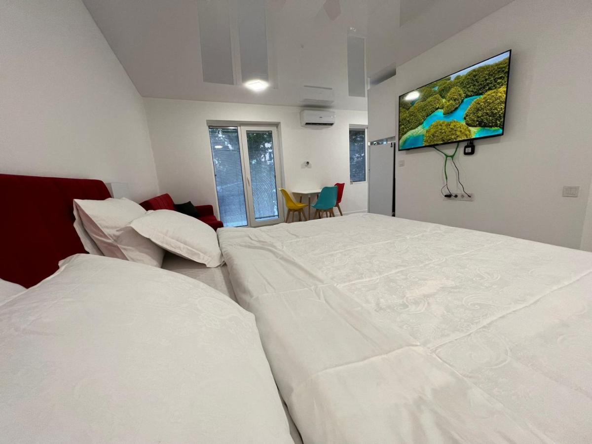 Pekini Street Apartment Tbilisi Exterior foto